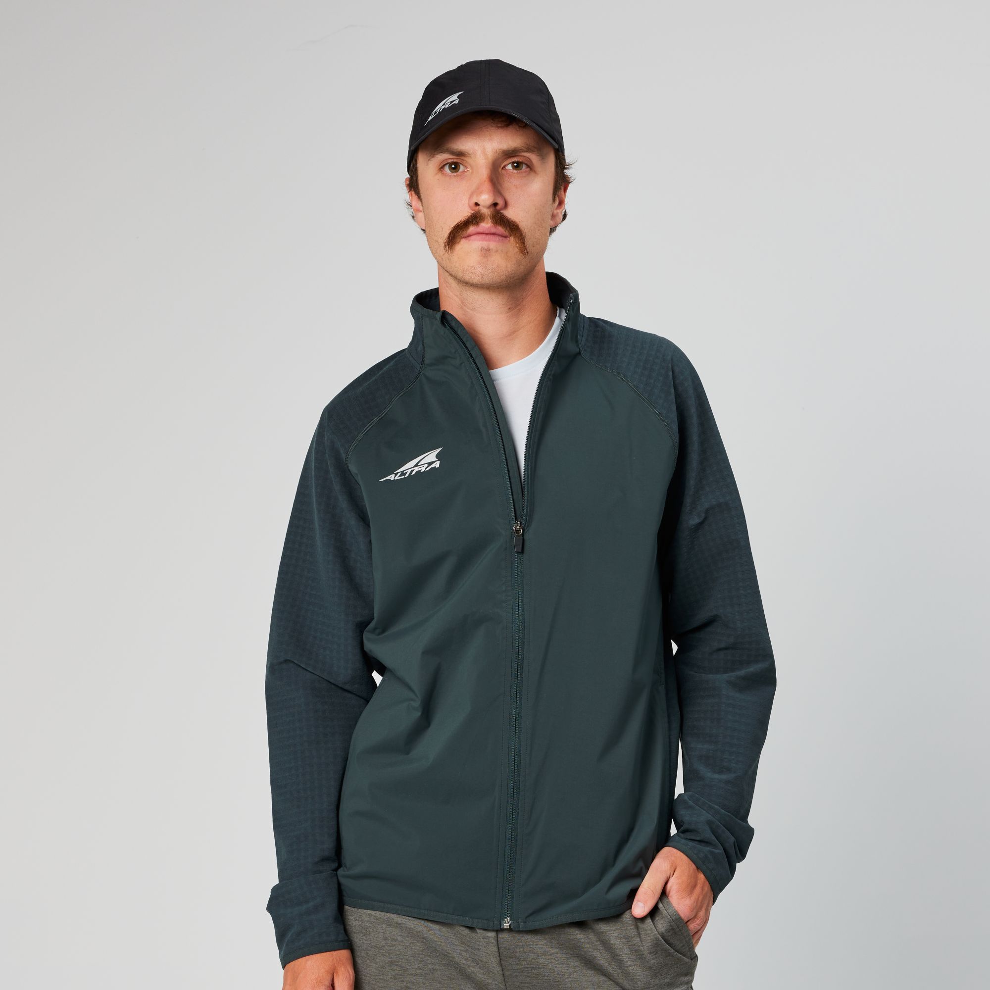 Men’s Core Hybrid Jacket | Altra Running Apparel